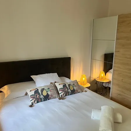 Apartment Aux 138 Bis